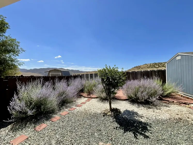 200 James Ct #18, Mound House, Nevada 89706, 3 Bedrooms Bedrooms, 10 Rooms Rooms,2 BathroomsBathrooms,Manufactured,Residential,James ,0,260008592