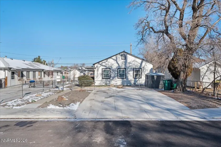 1720 H, Sparks, Nevada 89431, 2 Bedrooms Bedrooms, ,2 BathroomsBathrooms,Residential Income,Residential,H,0,260000836