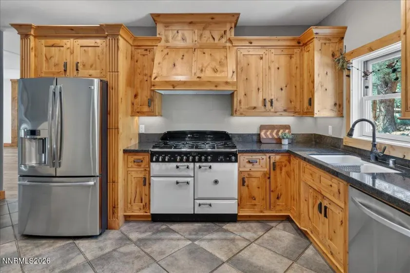 16925 Mt Rose, Reno, Nevada 89511, 4 Bedrooms Bedrooms, ,4 BathroomsBathrooms,Residential,Residential,Mt Rose,0,260008593