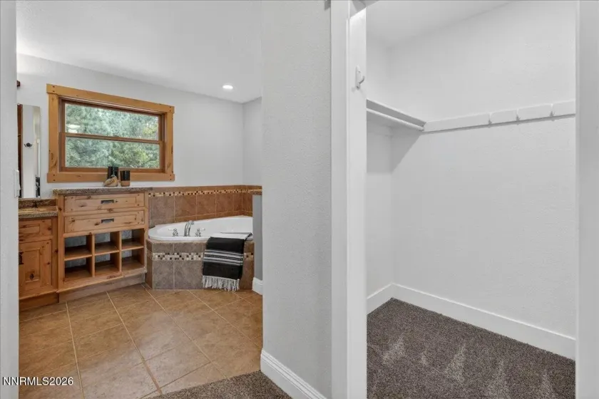 16925 Mt Rose, Reno, Nevada 89511, 4 Bedrooms Bedrooms, ,4 BathroomsBathrooms,Residential,Residential,Mt Rose,0,260008593