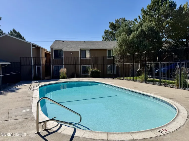 HOA-Pool