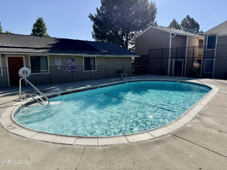 HOA-Pool