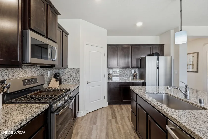 1182 Spruce Meadows, Sparks, Nevada 89441, 3 Bedrooms Bedrooms, ,2 BathroomsBathrooms,Residential,Residential,Spruce Meadows,0,260008597