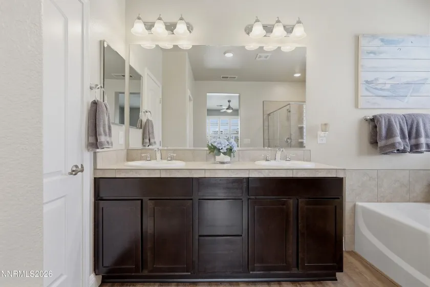 1182 Spruce Meadows, Sparks, Nevada 89441, 3 Bedrooms Bedrooms, ,2 BathroomsBathrooms,Residential,Residential,Spruce Meadows,0,260008597