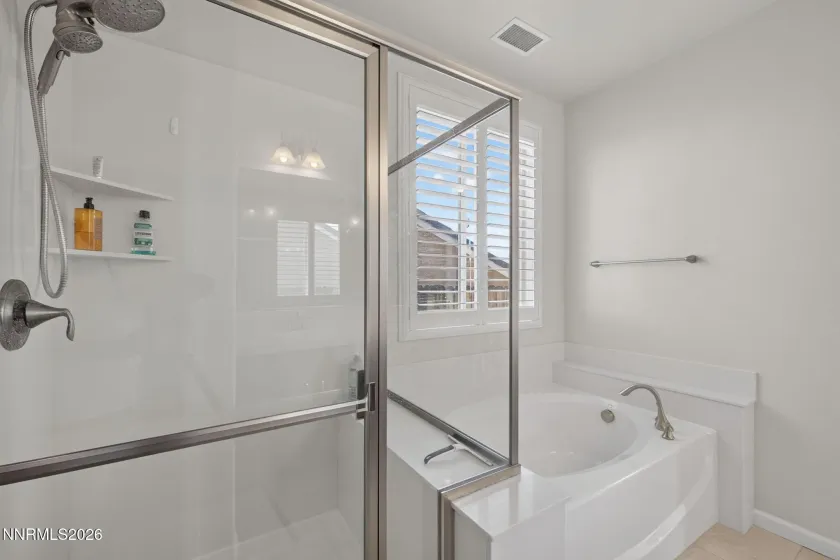 1431 Snow Summit, Reno, Nevada 89523, 4 Bedrooms Bedrooms, ,3 BathroomsBathrooms,Residential,Residential,Snow Summit,0,260008601