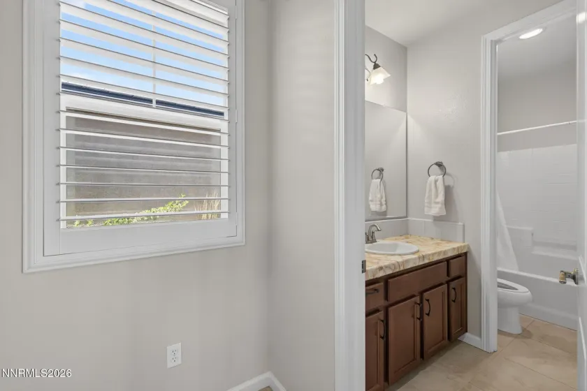1431 Snow Summit, Reno, Nevada 89523, 4 Bedrooms Bedrooms, ,3 BathroomsBathrooms,Residential,Residential,Snow Summit,0,260008601