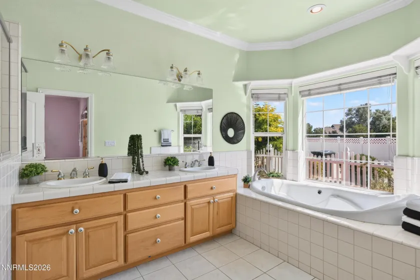 1175 Country Club, Minden, Nevada 89423, 4 Bedrooms Bedrooms, ,3 BathroomsBathrooms,Residential,Residential,Country Club,0,260008608