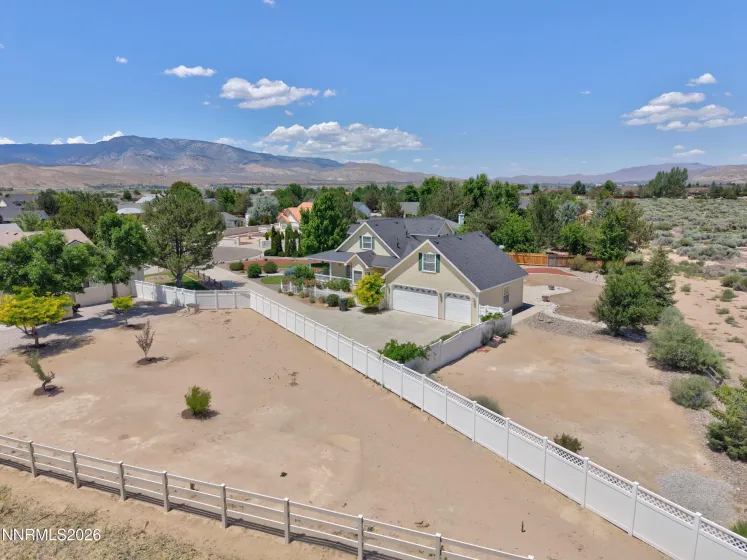 1175 Country Club, Minden, Nevada 89423, 4 Bedrooms Bedrooms, ,3 BathroomsBathrooms,Residential,Residential,Country Club,0,260008608