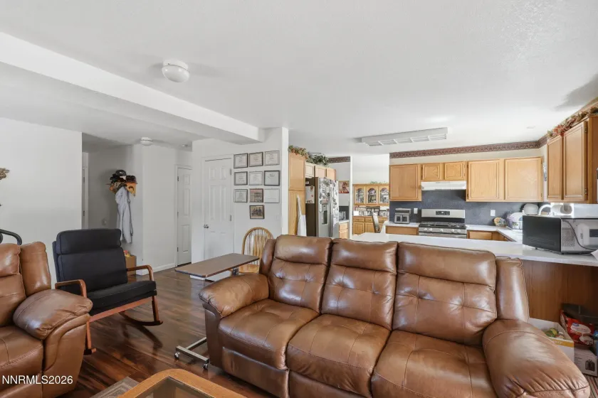 6505 Tanana, Sun Valley, Nevada 89433, 4 Bedrooms Bedrooms, ,3 BathroomsBathrooms,Residential,Residential,Tanana,0,260008609