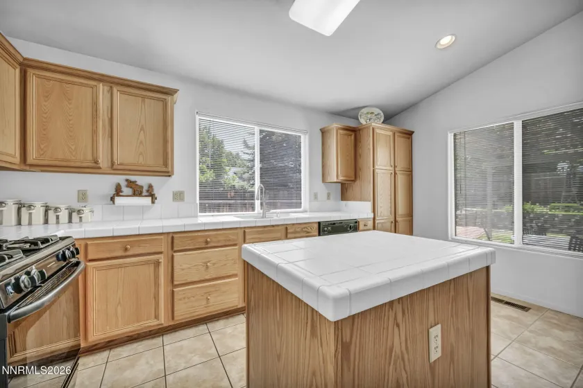 3205 Fairlands, Reno, Nevada 89523, 3 Bedrooms Bedrooms, ,2 BathroomsBathrooms,Residential,Residential,Fairlands,0,260008618