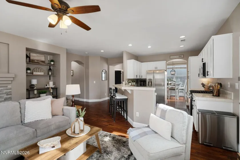 1704 Burwood, Reno, Nevada 89521, 3 Bedrooms Bedrooms, ,2 BathroomsBathrooms,Residential,Residential,Burwood,0,260008620