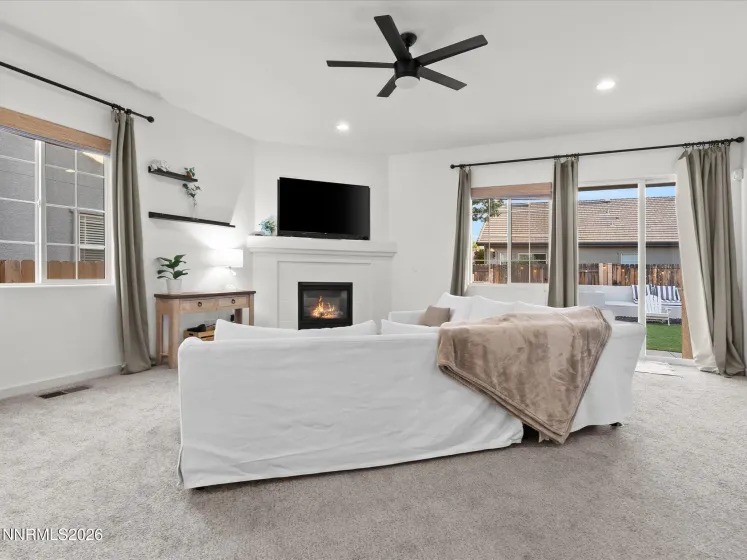 1159 Rancho Mirage, Sparks, Nevada 89436, 3 Bedrooms Bedrooms, ,2 BathroomsBathrooms,Residential,Residential,Rancho Mirage,0,260008623