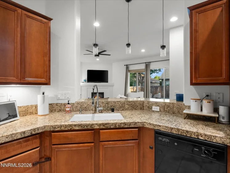 1159 Rancho Mirage, Sparks, Nevada 89436, 3 Bedrooms Bedrooms, ,2 BathroomsBathrooms,Residential,Residential,Rancho Mirage,0,260008623