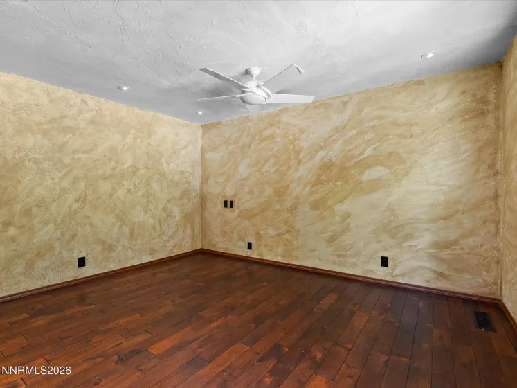 7 Katherine, Stateline, Nevada 89449, 2 Bedrooms Bedrooms, ,2 BathroomsBathrooms,Residential,Residential,Katherine,0,260008625