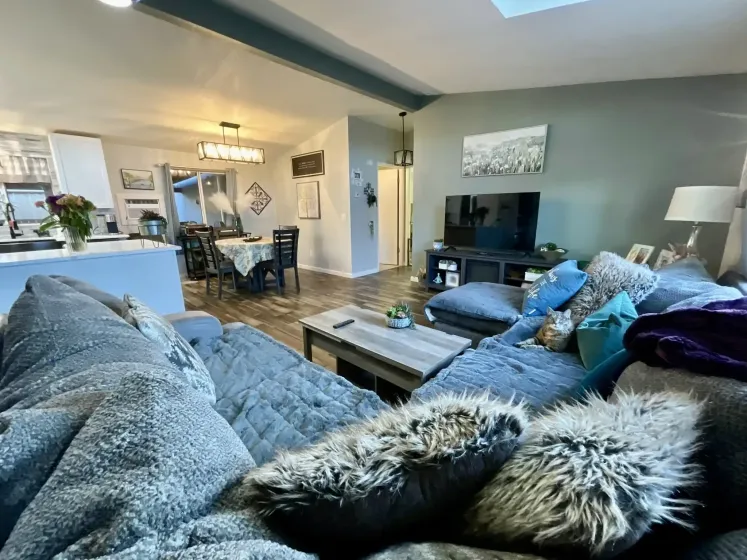 14 Coventry Way, Reno, Nevada 89506, 3 Bedrooms Bedrooms, 12 Rooms Rooms,2 BathroomsBathrooms,Manufactured,Residential,Coventry,0,260008629