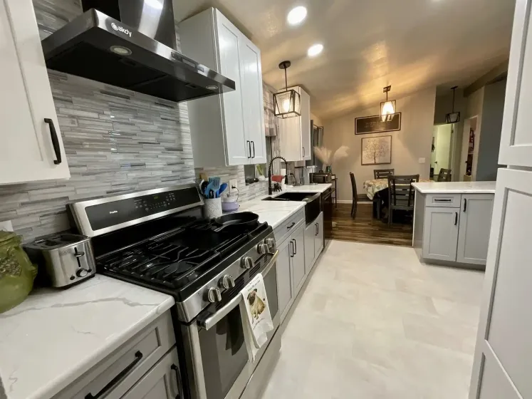 14 Coventry Way, Reno, Nevada 89506, 3 Bedrooms Bedrooms, 12 Rooms Rooms,2 BathroomsBathrooms,Manufactured,Residential,Coventry,0,260008629