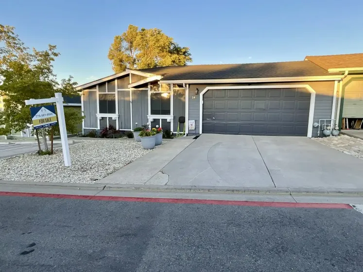 14 Coventry Way, Reno, Nevada 89506, 3 Bedrooms Bedrooms, 12 Rooms Rooms,2 BathroomsBathrooms,Manufactured,Residential,Coventry,0,260008629