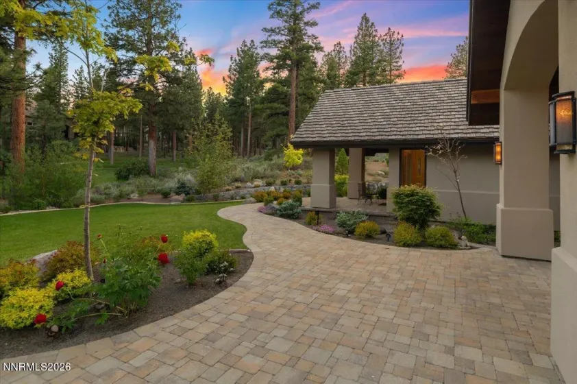 5900 Chambery, Reno, Nevada 89511, 6 Bedrooms Bedrooms, ,8 BathroomsBathrooms,Residential,Residential,Chambery,0,260008629