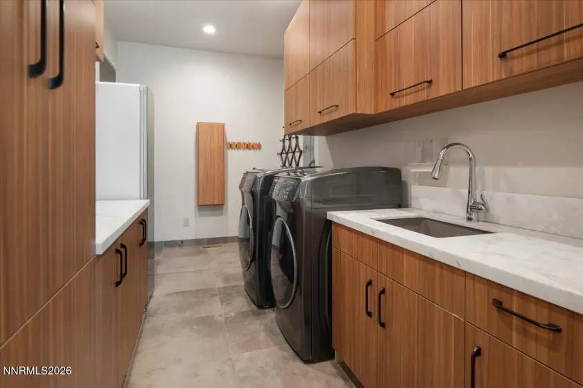 5900 Chambery, Reno, Nevada 89511, 6 Bedrooms Bedrooms, ,8 BathroomsBathrooms,Residential,Residential,Chambery,0,260008629