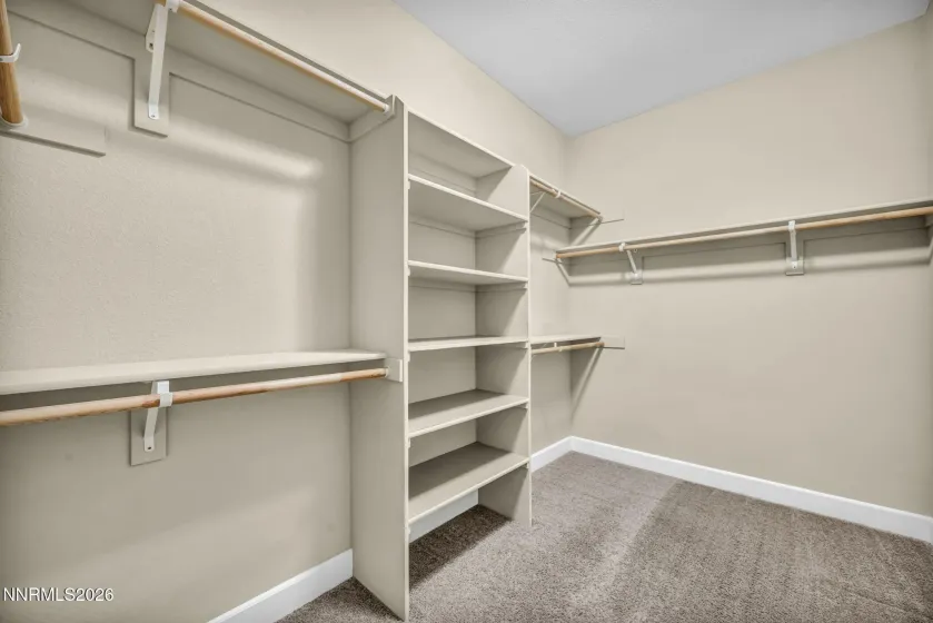 812 Spooner, Sparks, Nevada 89441, 4 Bedrooms Bedrooms, ,3 BathroomsBathrooms,Residential,Residential,Spooner,0,260008630