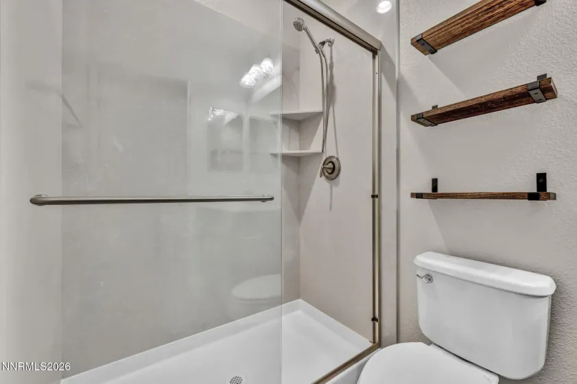812 Spooner, Sparks, Nevada 89441, 4 Bedrooms Bedrooms, ,3 BathroomsBathrooms,Residential,Residential,Spooner,0,260008630