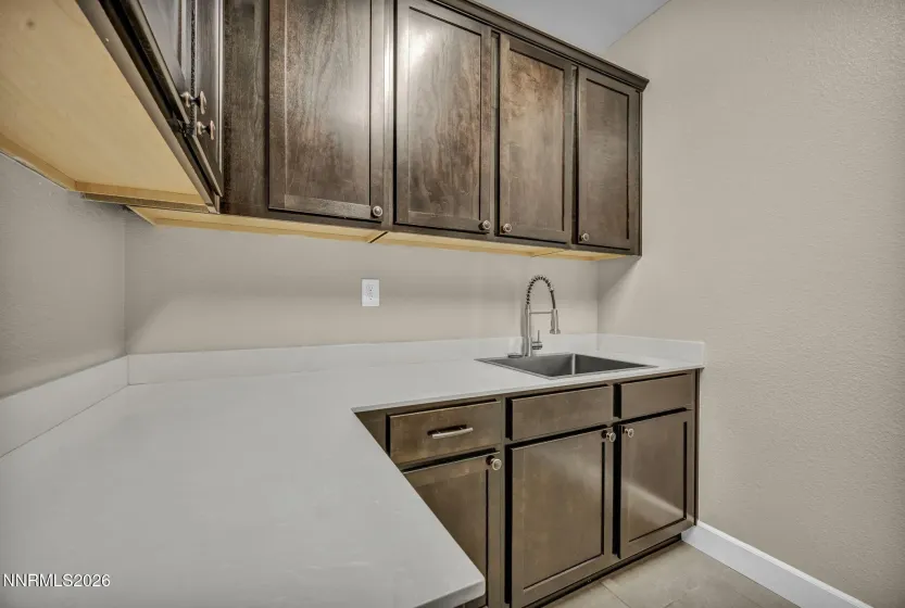 812 Spooner, Sparks, Nevada 89441, 4 Bedrooms Bedrooms, ,3 BathroomsBathrooms,Residential,Residential,Spooner,0,260008630