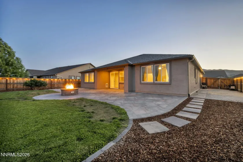 812 Spooner, Sparks, Nevada 89441, 4 Bedrooms Bedrooms, ,3 BathroomsBathrooms,Residential,Residential,Spooner,0,260008630