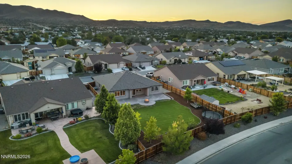 812 Spooner, Sparks, Nevada 89441, 4 Bedrooms Bedrooms, ,3 BathroomsBathrooms,Residential,Residential,Spooner,0,260008630