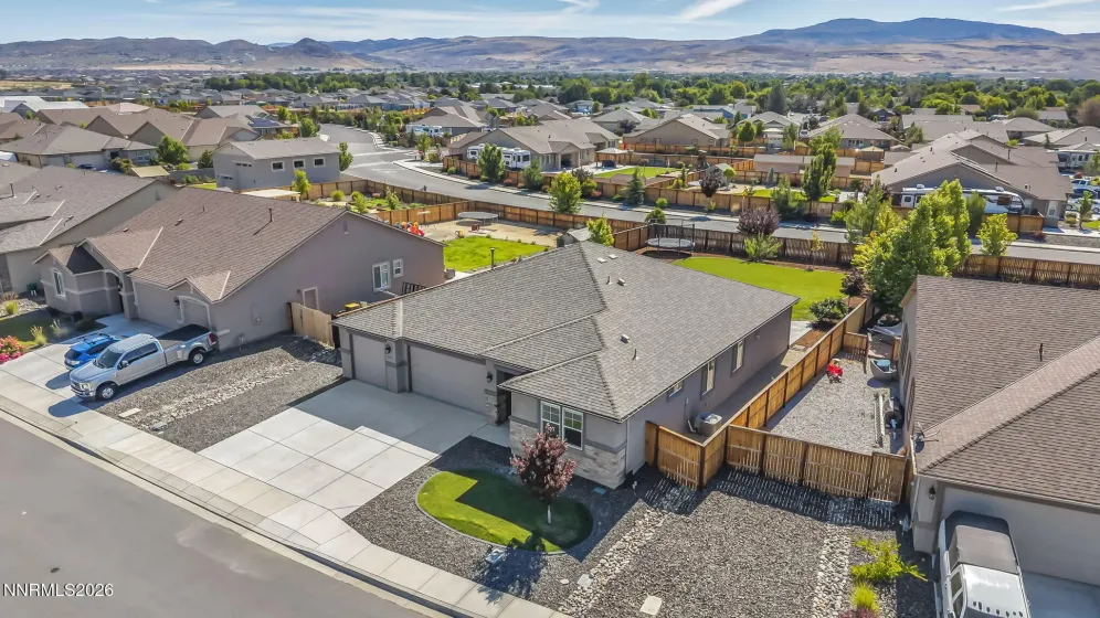 812 Spooner, Sparks, Nevada 89441, 4 Bedrooms Bedrooms, ,3 BathroomsBathrooms,Residential,Residential,Spooner,0,260008630