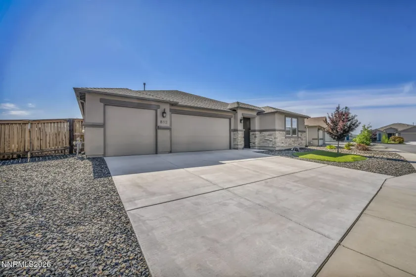 812 Spooner, Sparks, Nevada 89441, 4 Bedrooms Bedrooms, ,3 BathroomsBathrooms,Residential,Residential,Spooner,0,260008630