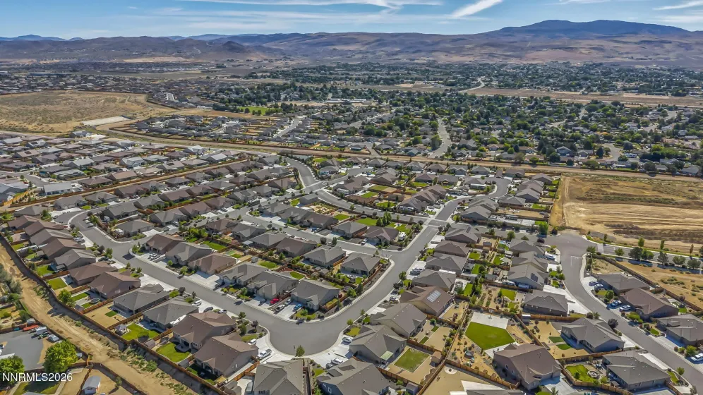 812 Spooner, Sparks, Nevada 89441, 4 Bedrooms Bedrooms, ,3 BathroomsBathrooms,Residential,Residential,Spooner,0,260008630