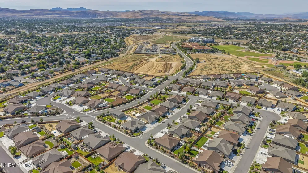 812 Spooner, Sparks, Nevada 89441, 4 Bedrooms Bedrooms, ,3 BathroomsBathrooms,Residential,Residential,Spooner,0,260008630