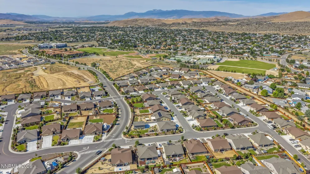 812 Spooner, Sparks, Nevada 89441, 4 Bedrooms Bedrooms, ,3 BathroomsBathrooms,Residential,Residential,Spooner,0,260008630