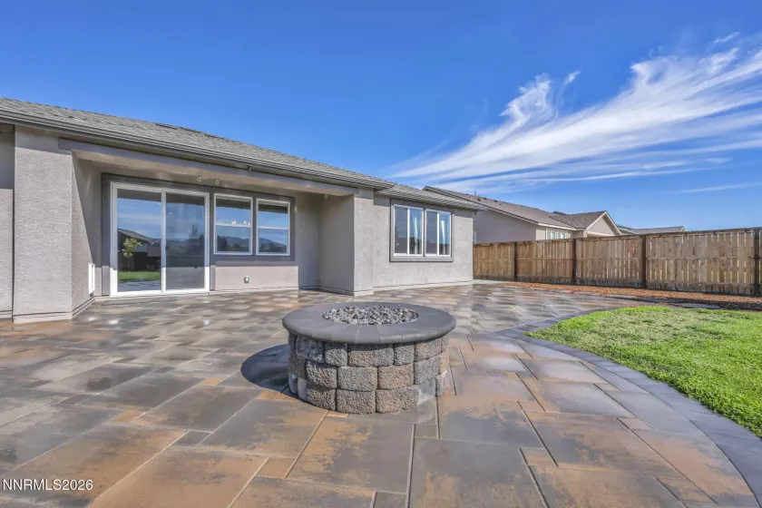 812 Spooner, Sparks, Nevada 89441, 4 Bedrooms Bedrooms, ,3 BathroomsBathrooms,Residential,Residential,Spooner,0,260008630