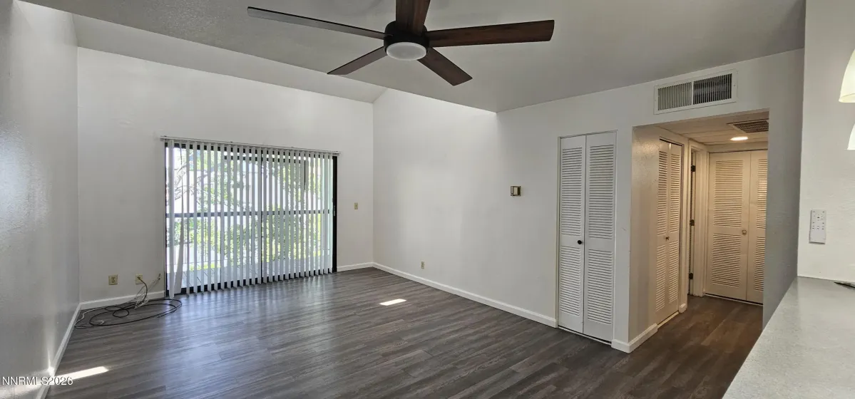 2700 Plumas, Reno, Nevada 89509, 1 Bedroom Bedrooms, ,1 BathroomBathrooms,Residential,Residential,Plumas,0,260008637