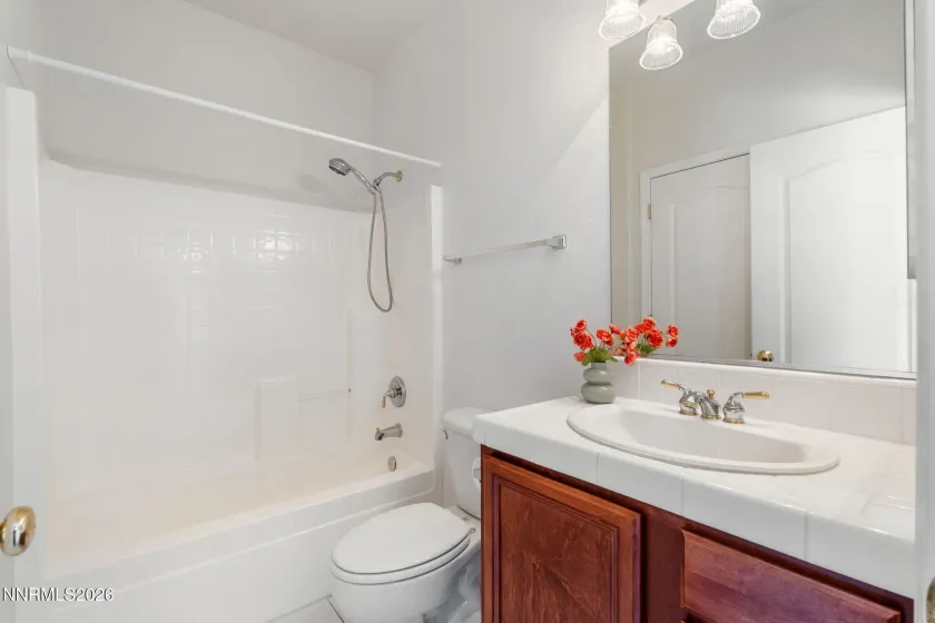 3194 Ten Mile, Sparks, Nevada 89436, 5 Bedrooms Bedrooms, ,5 BathroomsBathrooms,Residential,Residential,Ten Mile,0,260008640