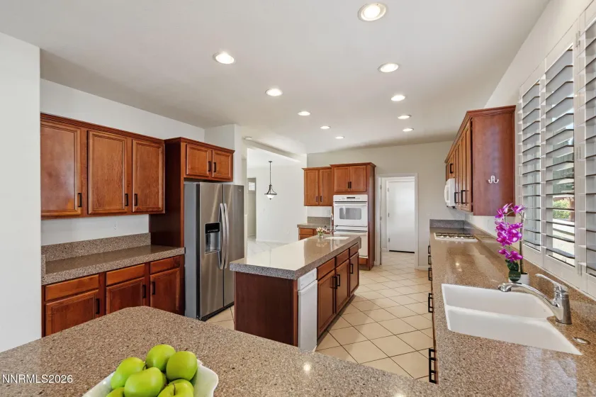 3194 Ten Mile, Sparks, Nevada 89436, 5 Bedrooms Bedrooms, ,5 BathroomsBathrooms,Residential,Residential,Ten Mile,0,260008640
