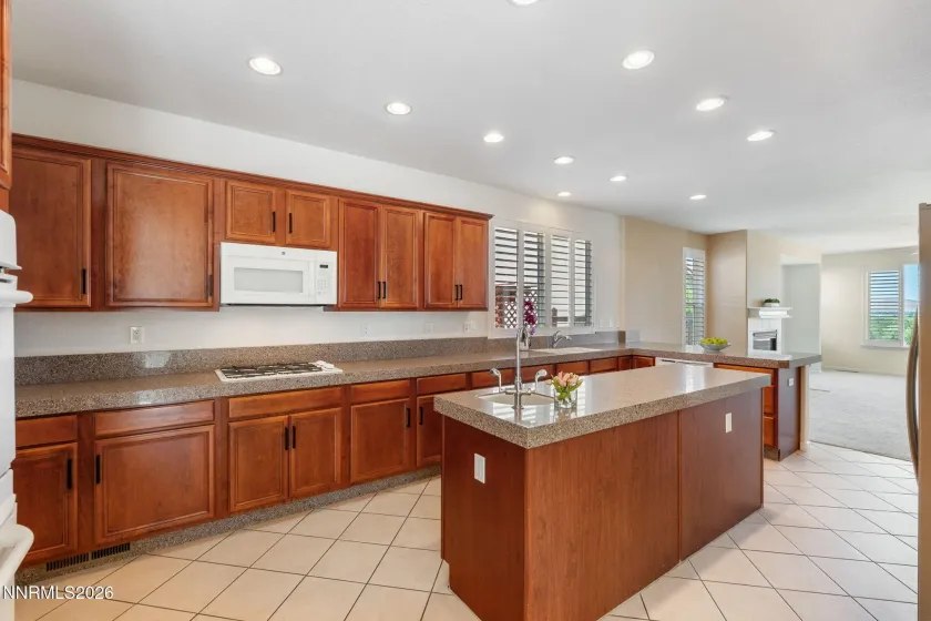 3194 Ten Mile, Sparks, Nevada 89436, 5 Bedrooms Bedrooms, ,5 BathroomsBathrooms,Residential,Residential,Ten Mile,0,260008640