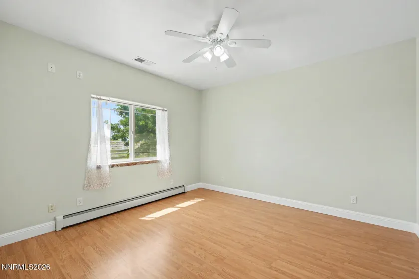 1253 Briggs, Fallon, Nevada 89406, 4 Bedrooms Bedrooms, ,2 BathroomsBathrooms,Residential,Residential,Briggs,0,260008641