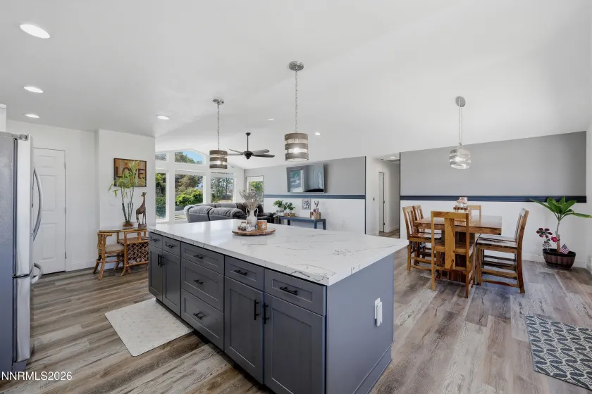 185 Leo, Sparks, Nevada 89441, 3 Bedrooms Bedrooms, ,2 BathroomsBathrooms,Residential,Residential,Leo,0,260008642
