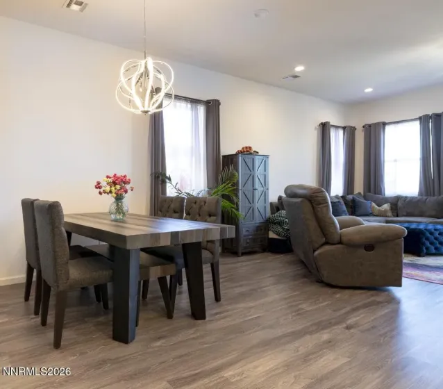 7885 Navasota, Sparks, Nevada 89436, 3 Bedrooms Bedrooms, ,2 BathroomsBathrooms,Residential,Residential,Navasota,0,260008644