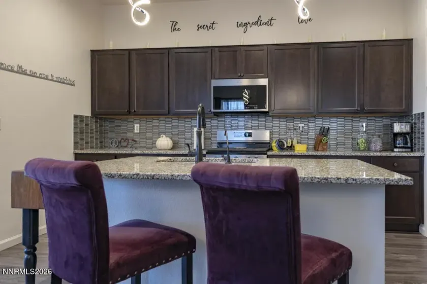 7885 Navasota, Sparks, Nevada 89436, 3 Bedrooms Bedrooms, ,2 BathroomsBathrooms,Residential,Residential,Navasota,0,260008644
