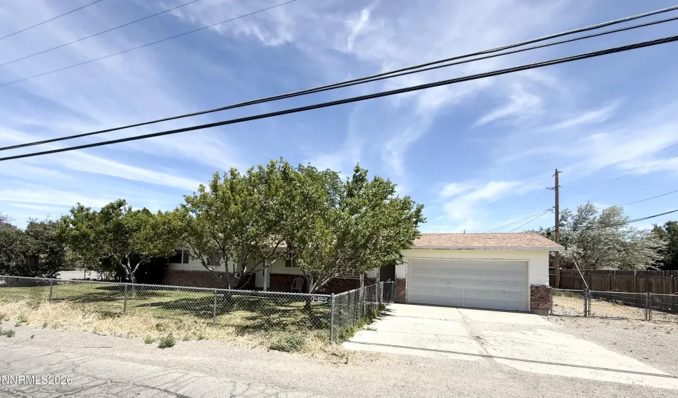 250 Miller, Fernley, Nevada 89408, 3 Bedrooms Bedrooms, ,2 BathroomsBathrooms,Residential,Residential,Miller,0,260008649