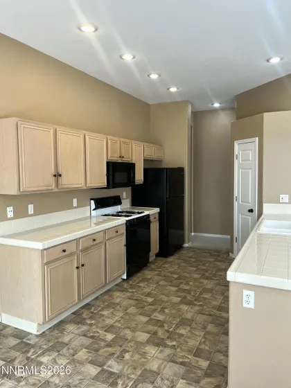 7874 Tormes, Sparks, Nevada 89436, 3 Bedrooms Bedrooms, ,2 BathroomsBathrooms,Residential,Residential,Tormes,0,260001832