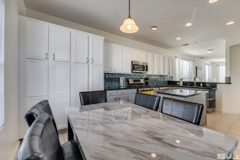 1668 Rocky Cove, Reno, Nevada 89521, 4 Bedrooms Bedrooms, ,3 BathroomsBathrooms,Residential Lease,Manufactured,Rocky Cove,0,260008652