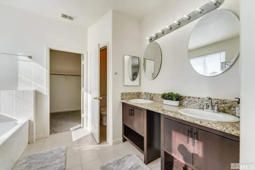1668 Rocky Cove, Reno, Nevada 89521, 4 Bedrooms Bedrooms, ,3 BathroomsBathrooms,Residential Lease,Manufactured,Rocky Cove,0,260008652