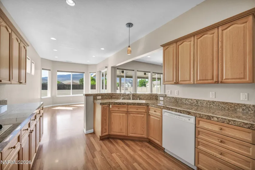 515 Crabapple, Dayton, Nevada 89403, 3 Bedrooms Bedrooms, ,2 BathroomsBathrooms,Residential,Residential,Crabapple,0,260008653
