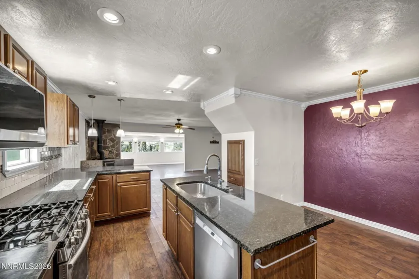 27 McClellan Peak, Carson City, Nevada 89706, 3 Bedrooms Bedrooms, ,3 BathroomsBathrooms,Residential,Residential,McClellan Peak,0,260008656