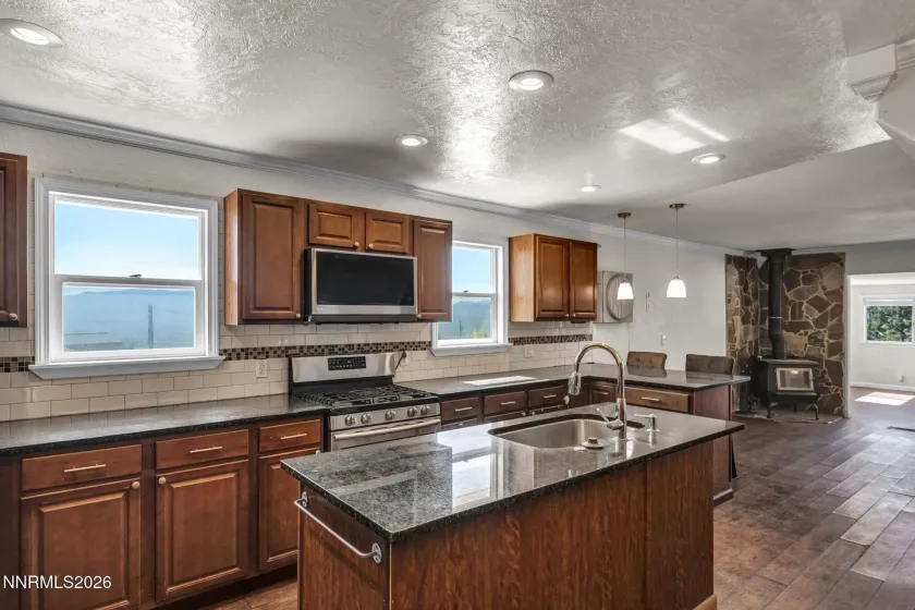 27 McClellan Peak, Carson City, Nevada 89706, 3 Bedrooms Bedrooms, ,3 BathroomsBathrooms,Residential,Residential,McClellan Peak,0,260008656