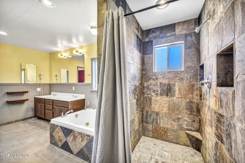 27 McClellan Peak, Carson City, Nevada 89706, 3 Bedrooms Bedrooms, ,3 BathroomsBathrooms,Residential,Residential,McClellan Peak,0,260008656